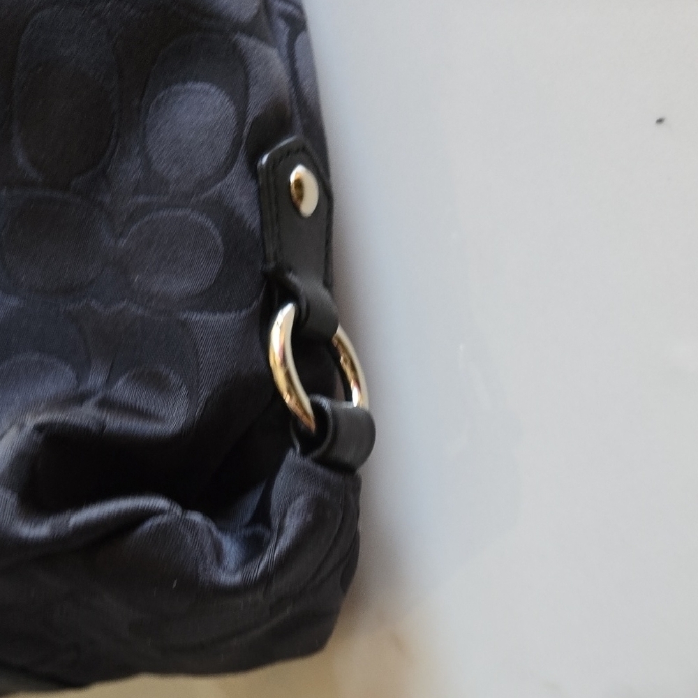 Coach Black Bag And Gray Wristlet - Picture 7 of 16